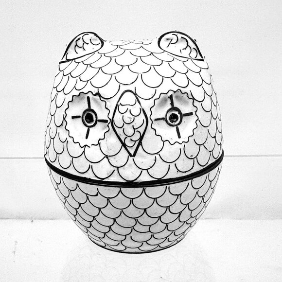 Pottery Barn White Owl Decorative Trinket Box Blue Enamel Interior Metal Cloison - Picture 1 of 9